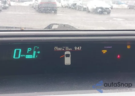 2012 Toyota Prius C Two from USA, damaged, VIN JTDKDTB32C1510385